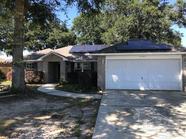 Property Photo: 6082 Jameson Cr FL 32571