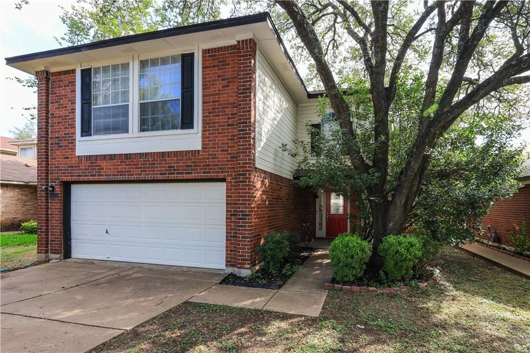 Property Photo:  7601 Peabody Drive  TX 78729 