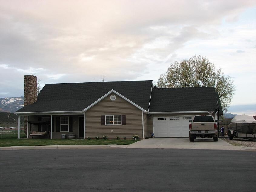 Property Photo:  3987 W 225 N  UT 84720 