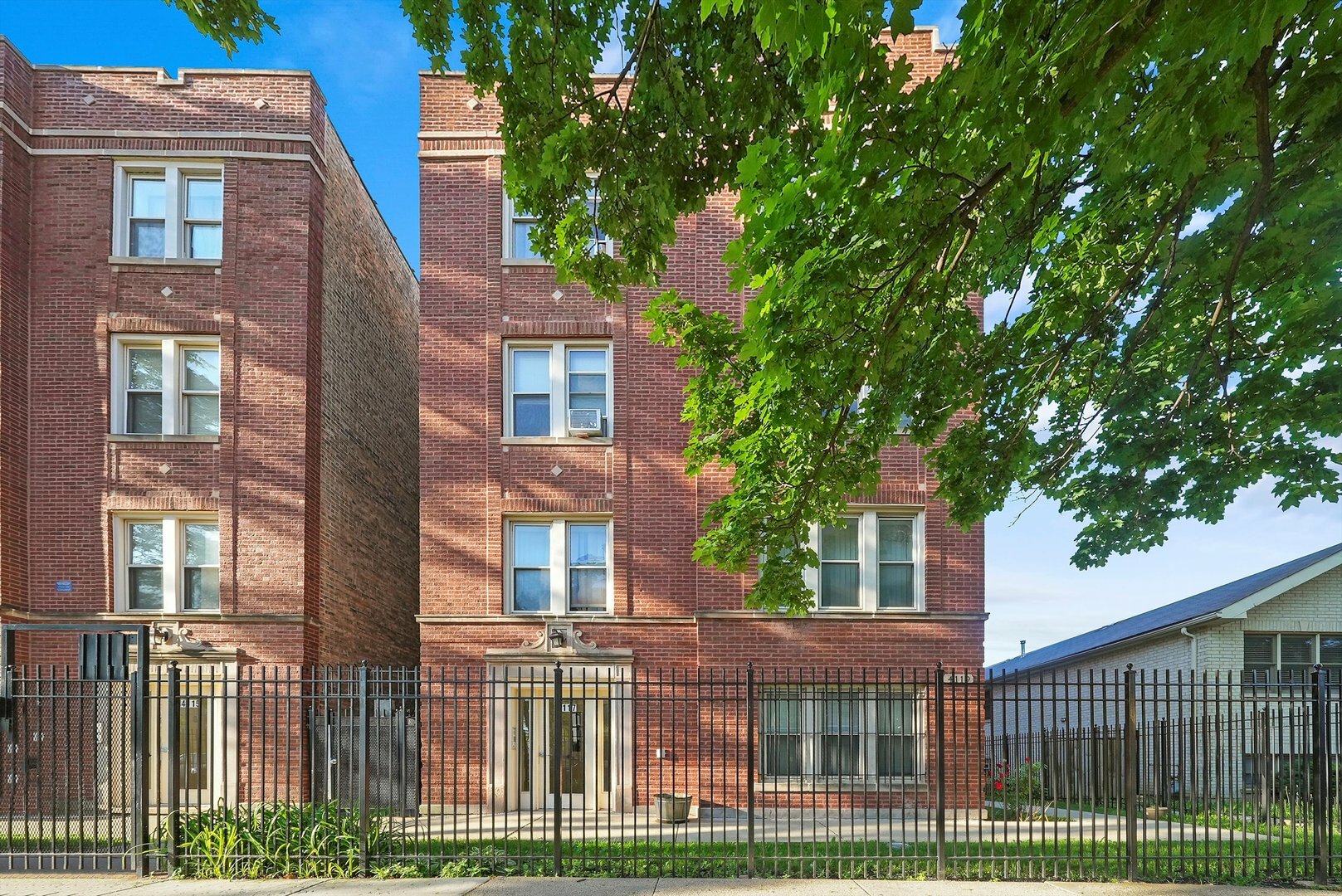 Property Photo:  4117 W Kamerling Avenue 3A  IL 60651 