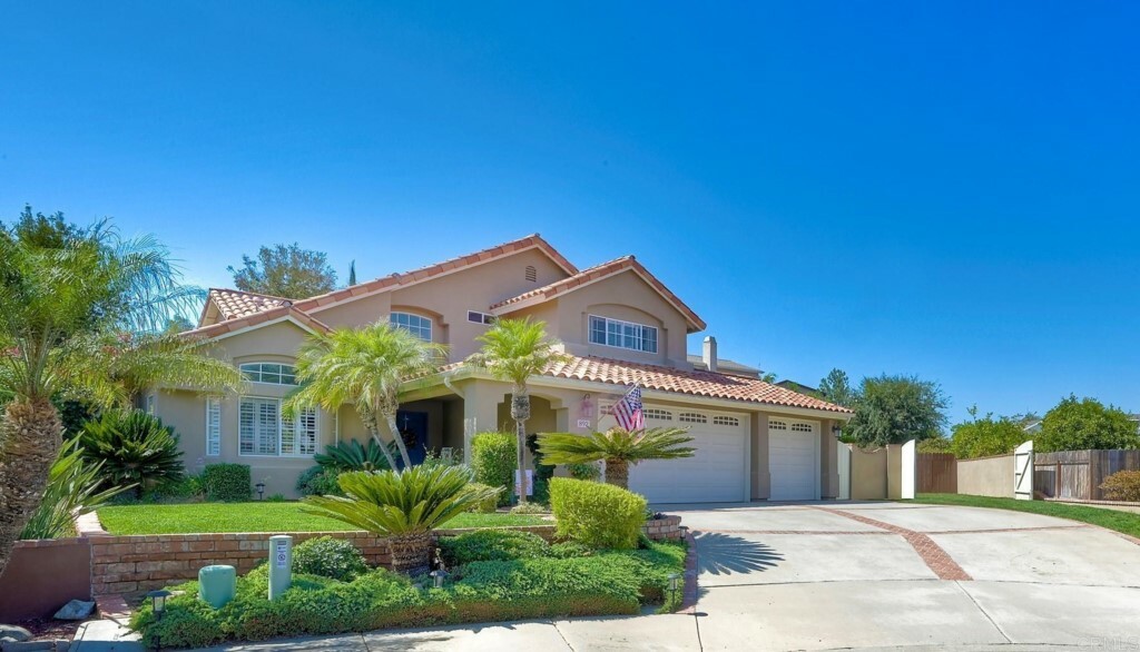 Property Photo:  892 Delgado Pl  CA 92025 