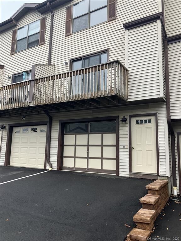 Property Photo:  15 Crest Street 16  CT 06516 