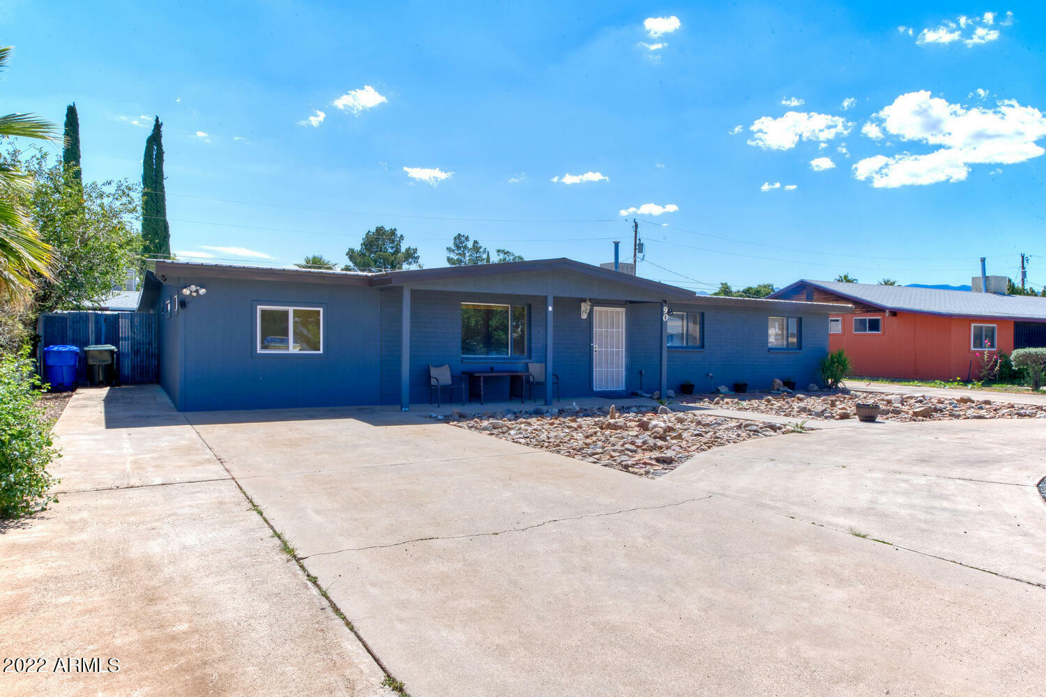 Property Photo: 90 E Freihage Drive AZ 85635