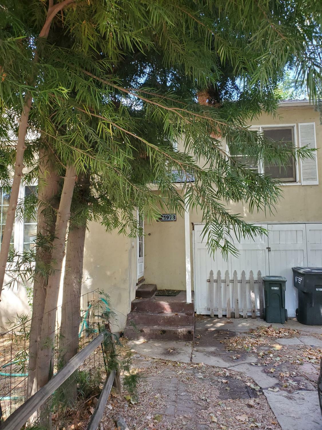 Property Photo:  1973 Bidwell Way  CA 95818 