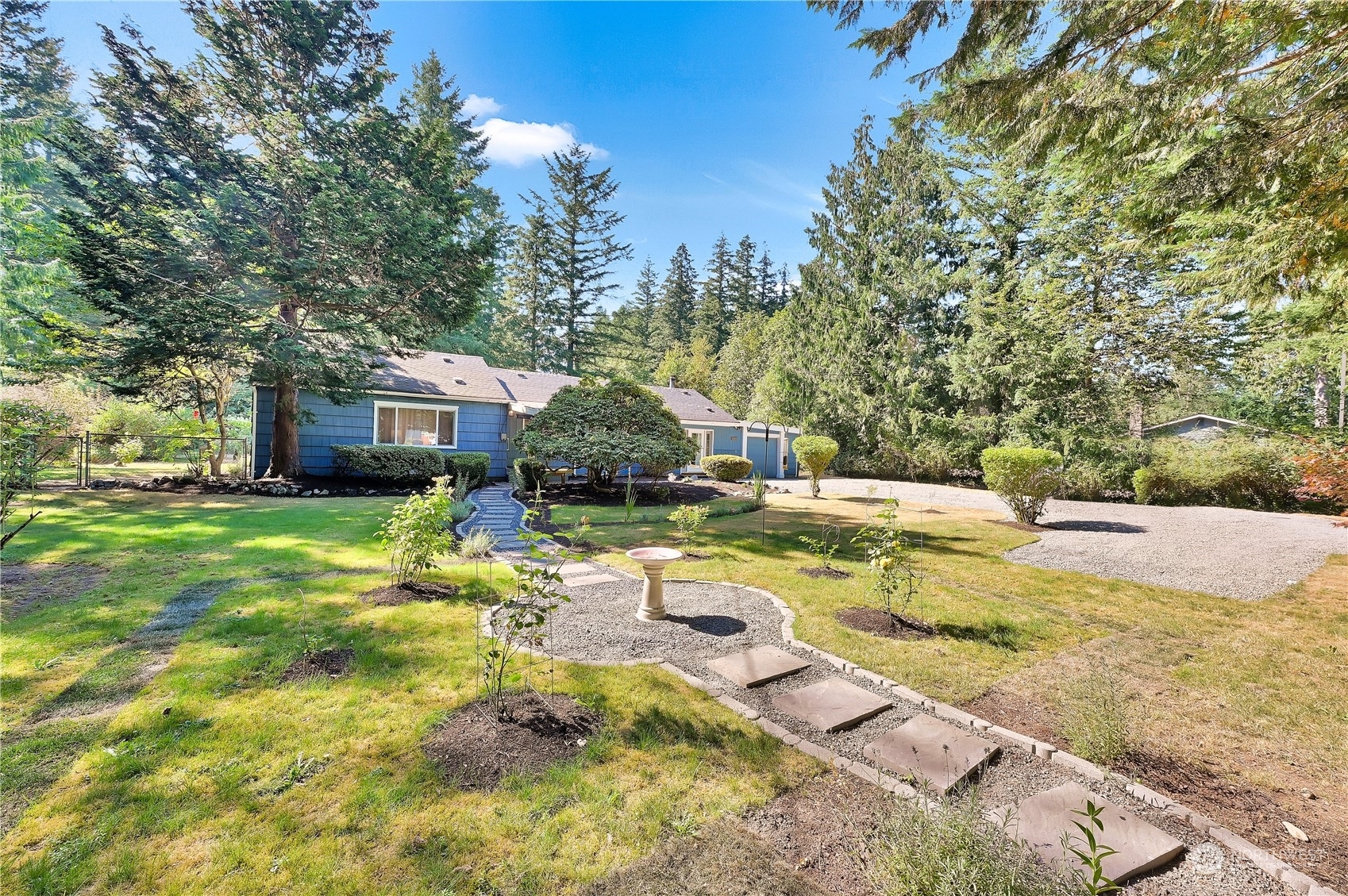 Property Photo: 1385 Stilson Avenue SE WA 98045