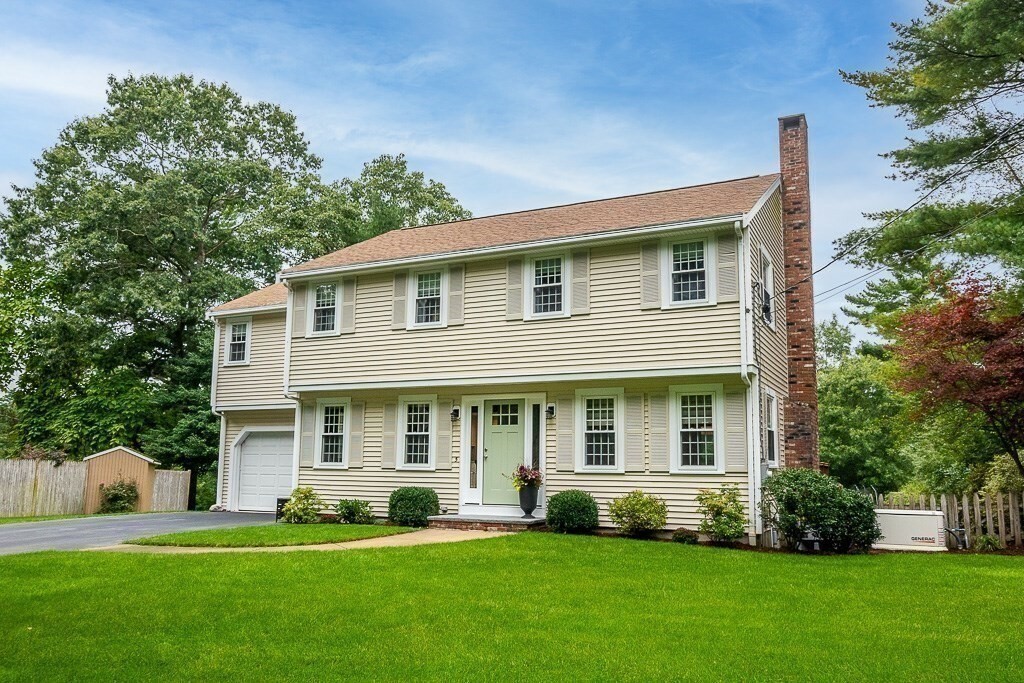 Property Photo:  5 Pine Needle Lane  MA 02360 