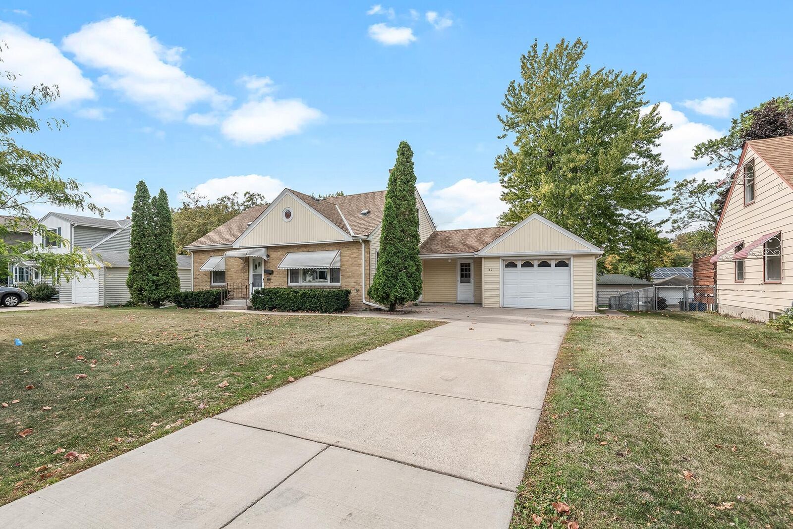 Property Photo:  30 20th Avenue N  MN 55343 