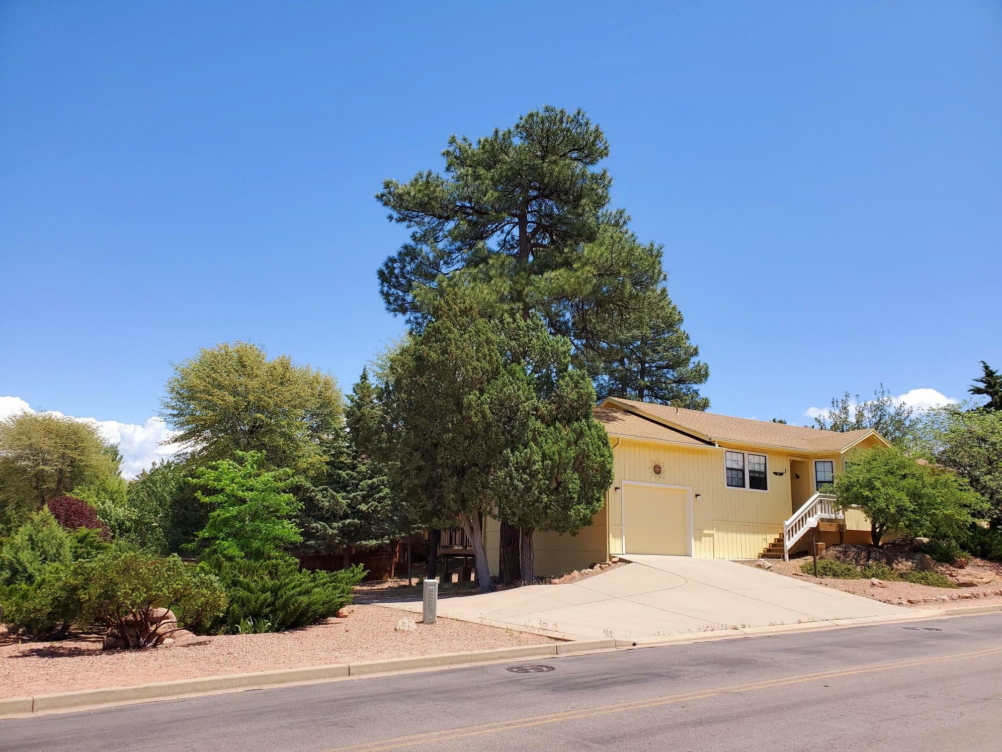 Property Photo:  912 W Longhorn Road  AZ 85541 