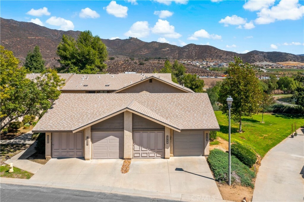 Property Photo: 1758 Pala Lake Drive CA 92028
