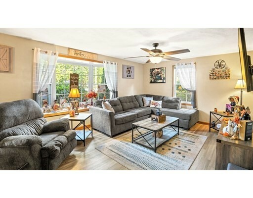 Property Photo:  309 Center St 309  MA 02324 