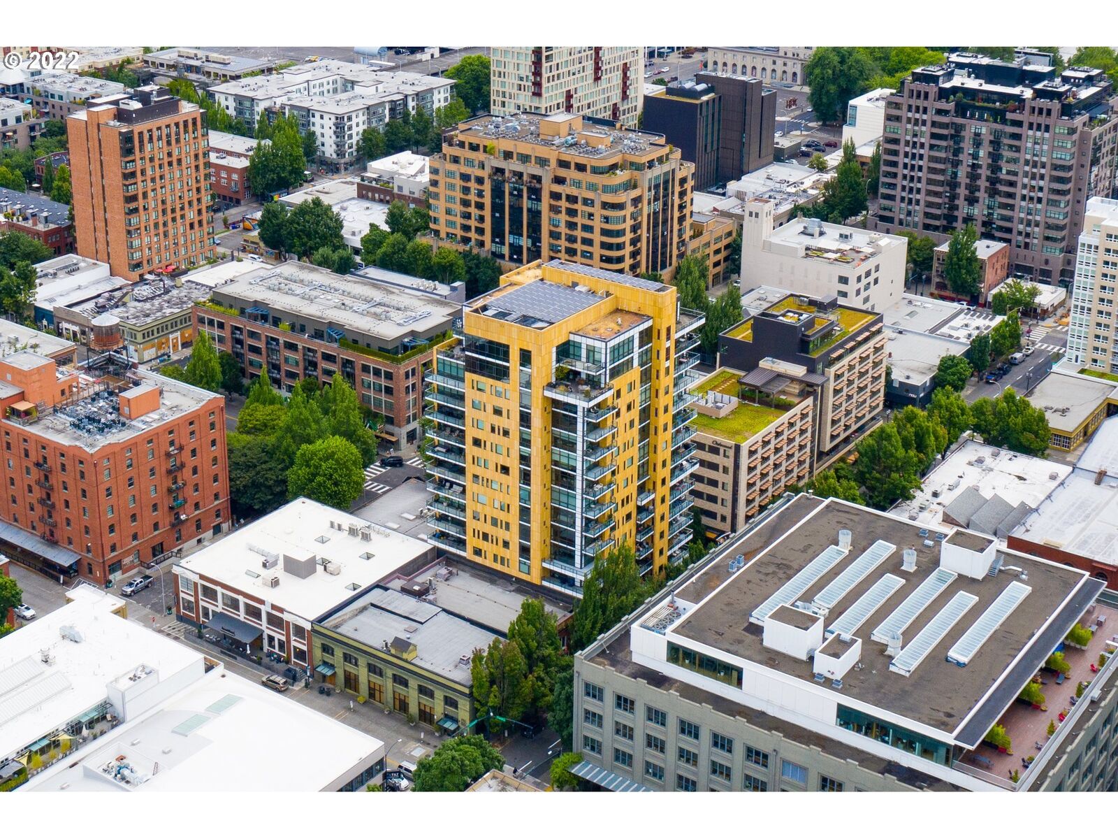 Property Photo:  311 NW 12th Ave 603  OR 97209 