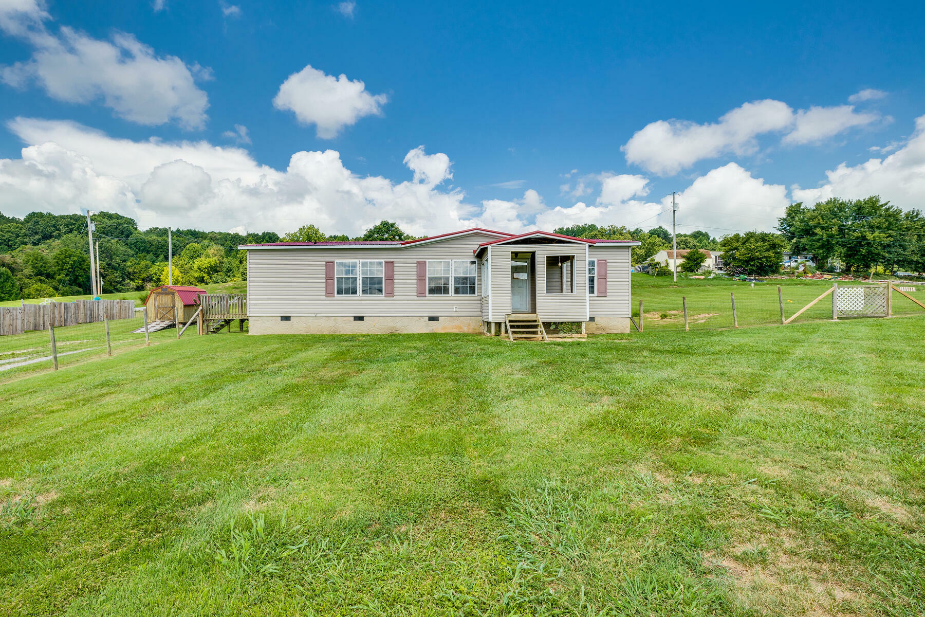 85 Clay Way  Greeneville TN 37745 photo