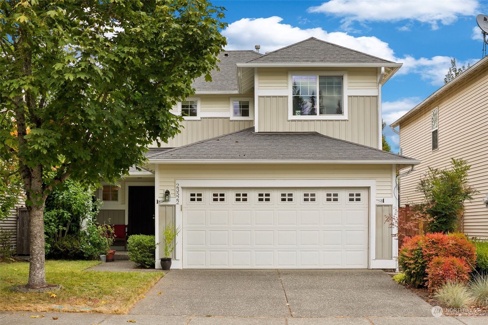 Property Photo:  23522 SE 243rd Street  WA 98038 