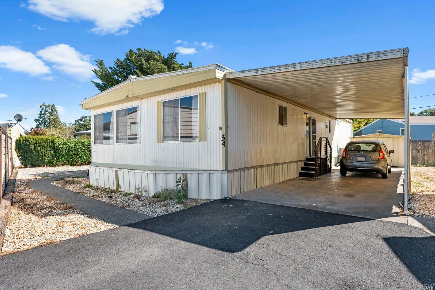 Property Photo: 54 Plymouth Way CA 95403