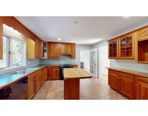 Property Photo: 240 Belknap Road MA 01701