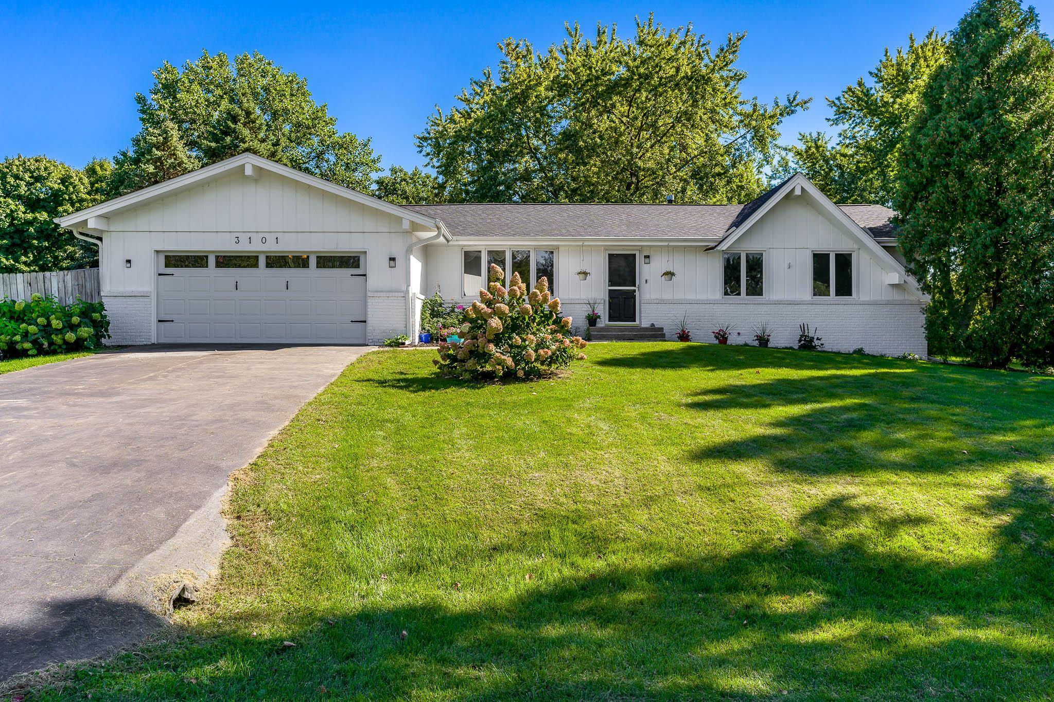 Property Photo: 3101 Summerwind IL 61114