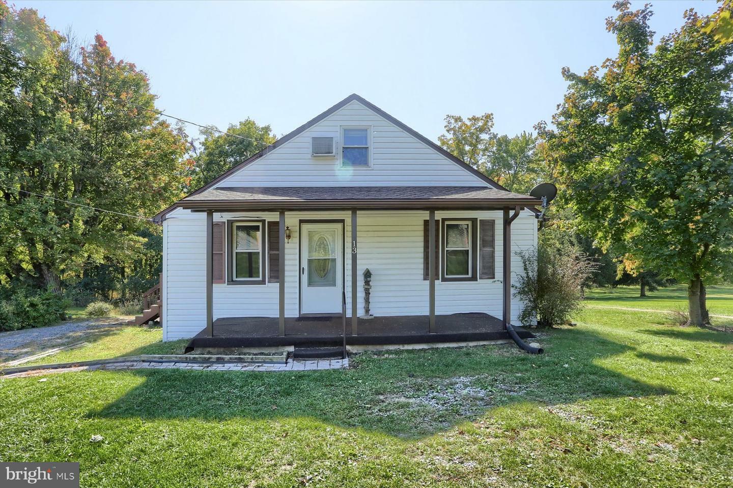 Property Photo: 13 Pine Street PA 17019