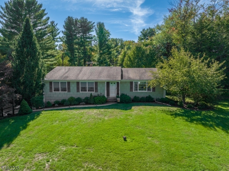 Property Photo:  4 Willocks Ct  NJ 08889 