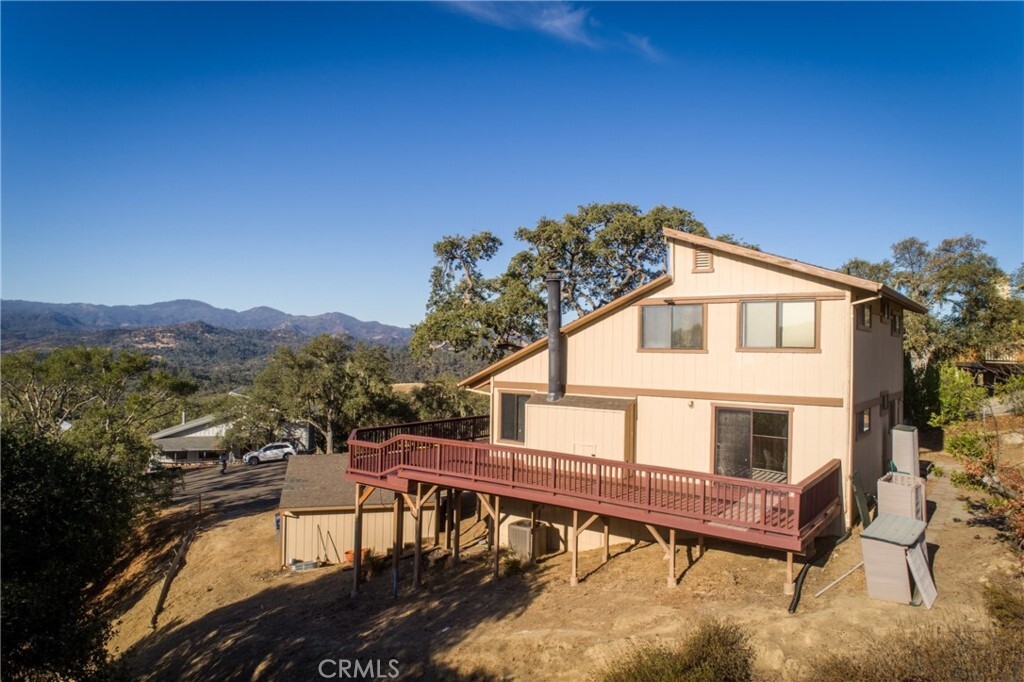 Property Photo: 2170 Ridge Rider Road CA 93426