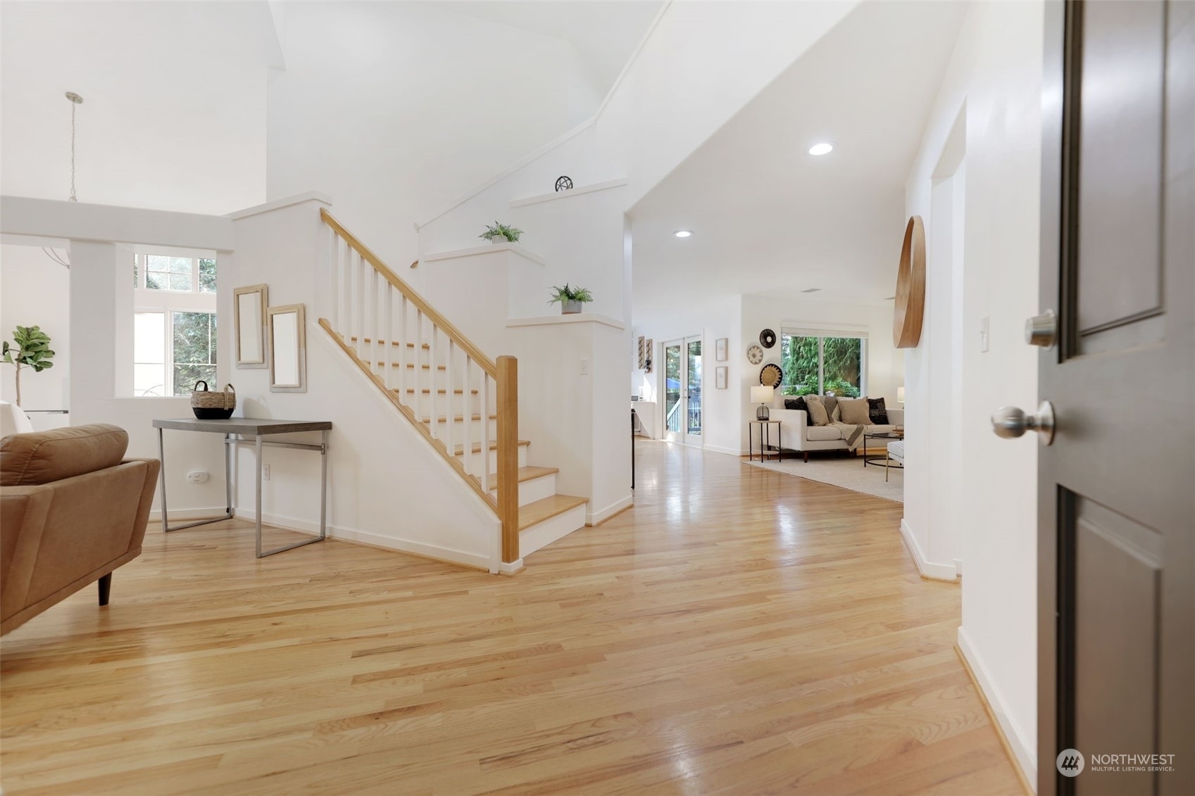 Property Photo: 8225 NE 124th Place WA 98034