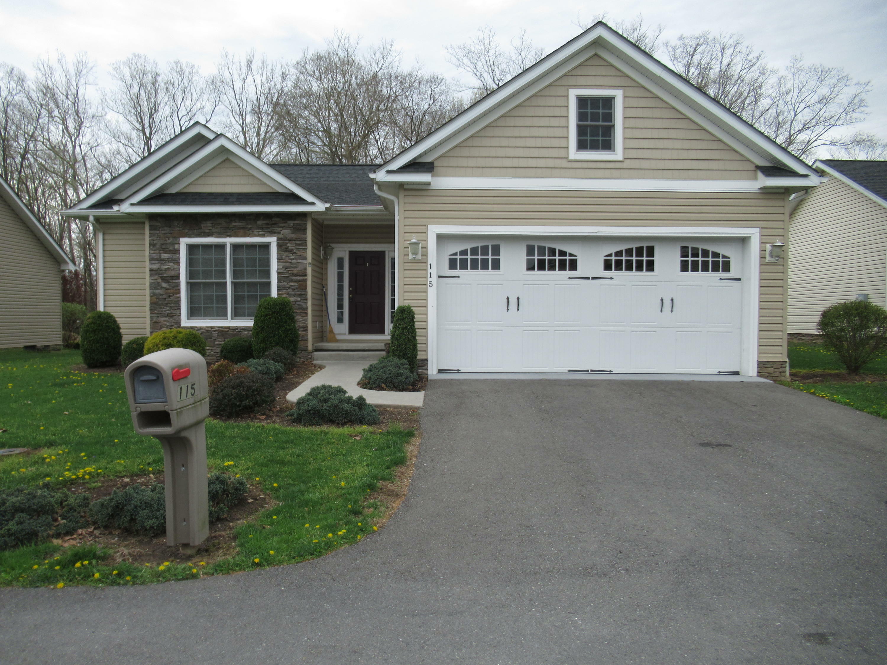 Property Photo: 115 Eloise Cir WV 24986