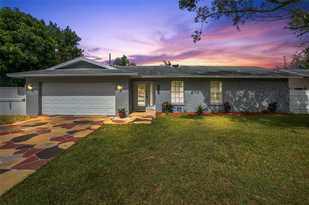 Property Photo:  961 Apple Lane  FL 32714 