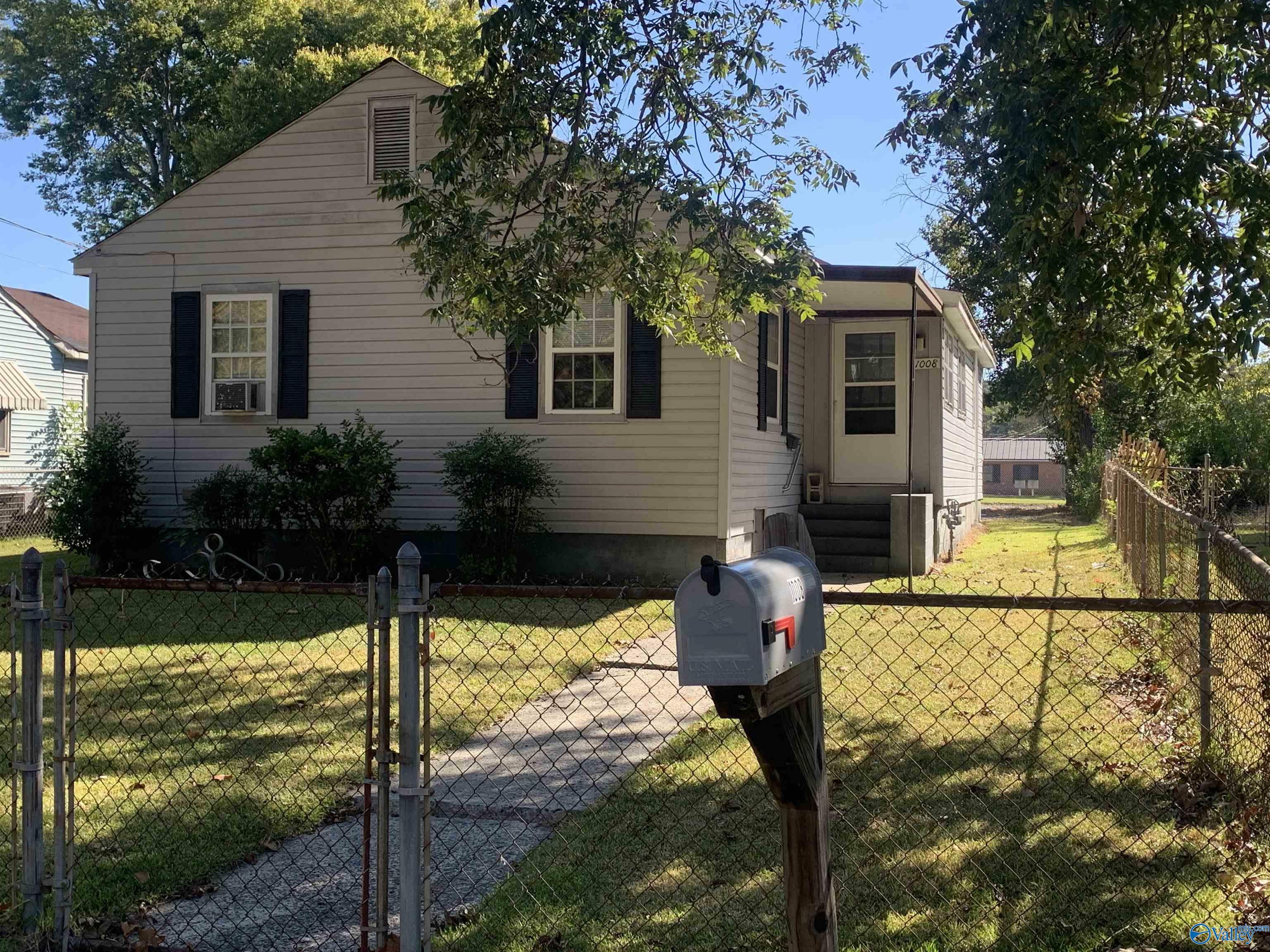 Property Photo:  1008 Wilbanks Avenue  AL 35903 