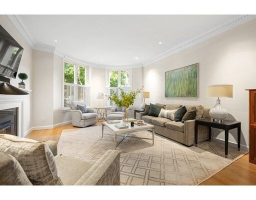 Property Photo:  333 Commonwealth Ave 3  MA 02115 