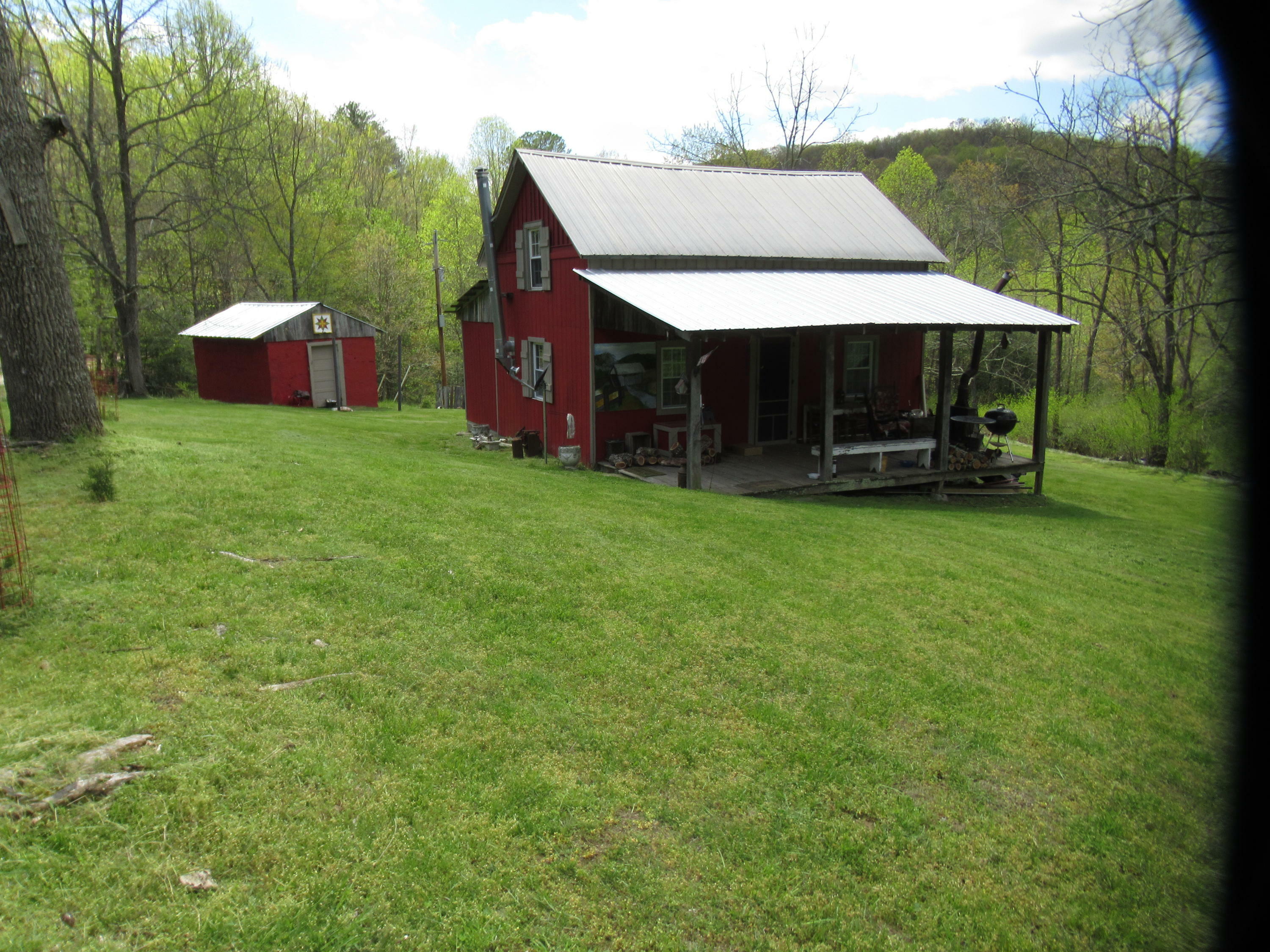 Property Photo: 122 Bear Hollar Road WV 24984