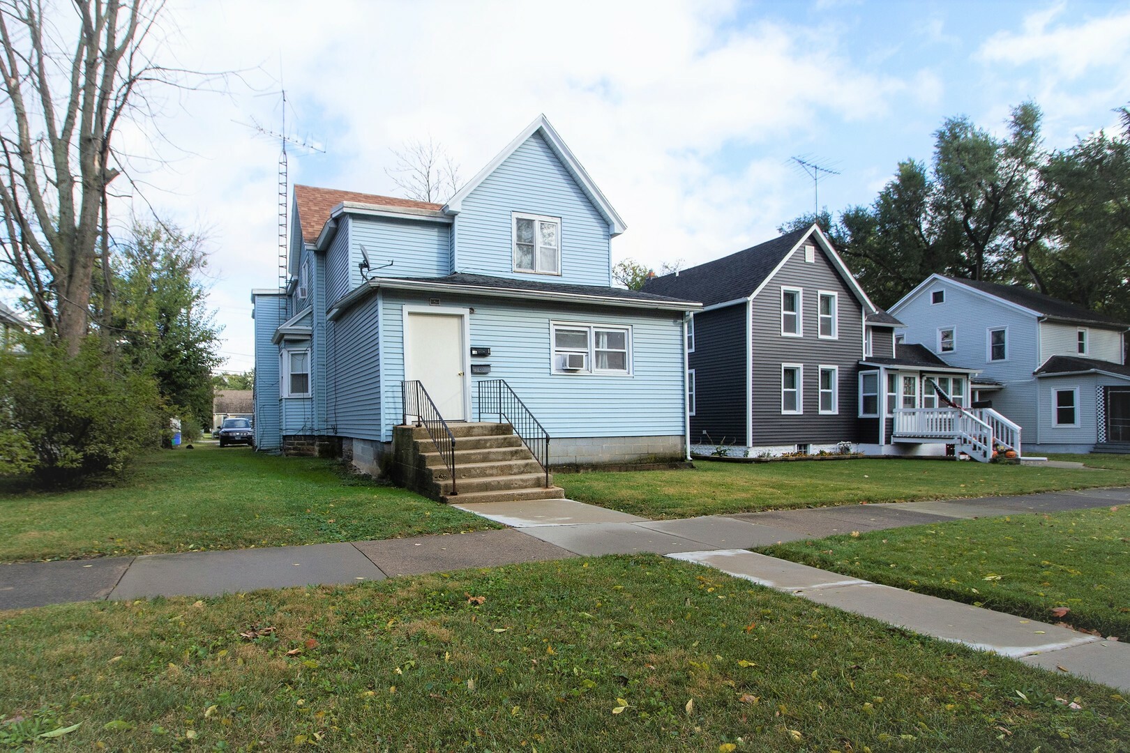 Property Photo:  224 S Wabash Avenue  IL 60915 