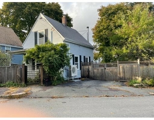 Property Photo:  9 Lancaster Rd  MA 02476 