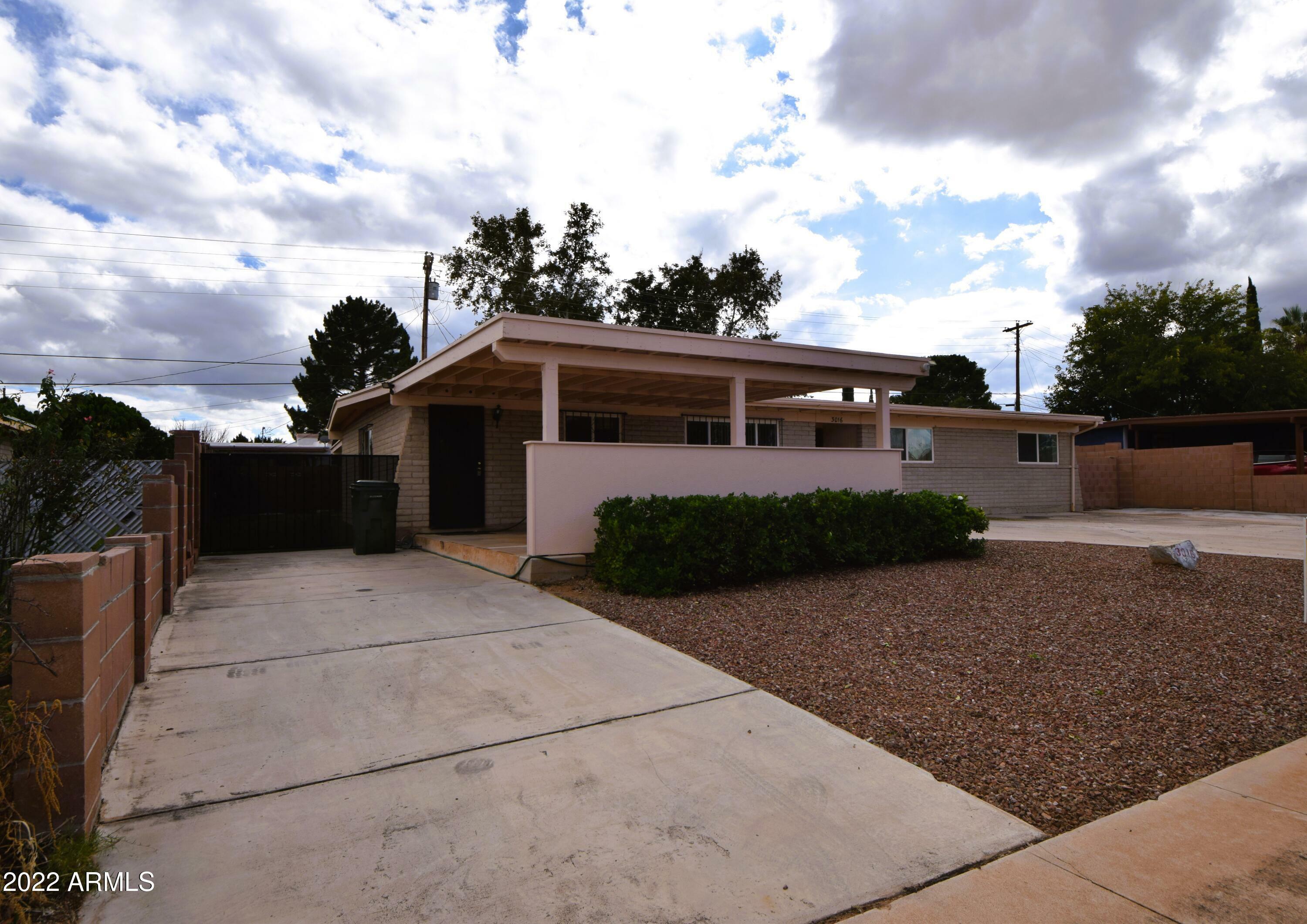 Property Photo:  3016 Dove Drive  AZ 85635 