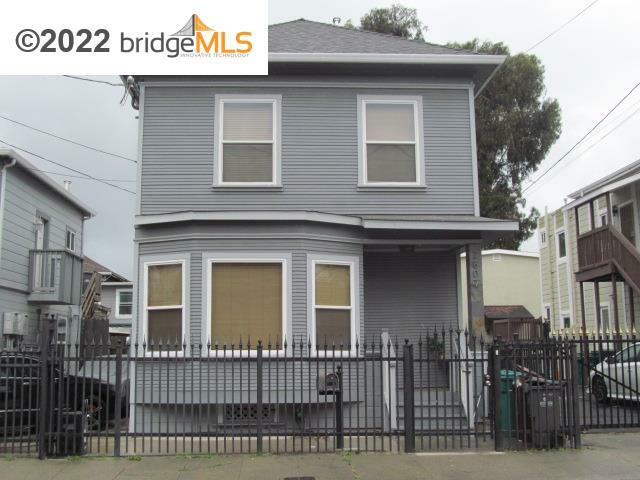 Property Photo: 2807 Filbert CA 94607