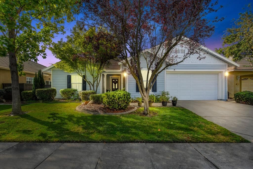 Property Photo:  2814 Ingleton Lane  CA 95835 