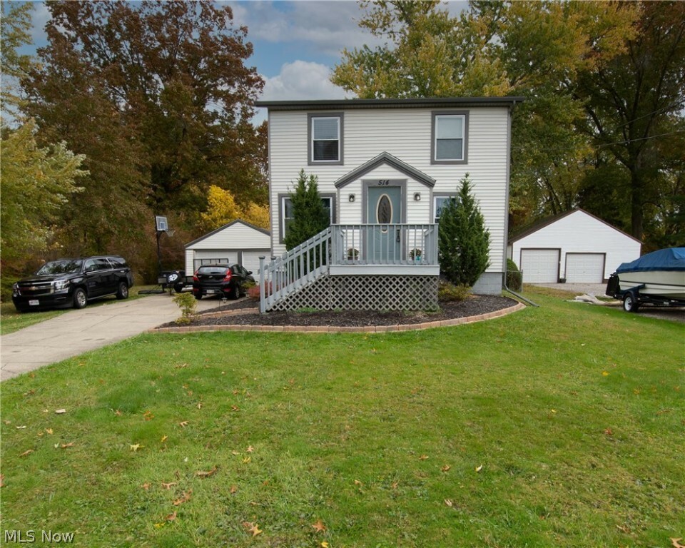 Property Photo:  514 Rosegarden Drive NE  OH 44484 