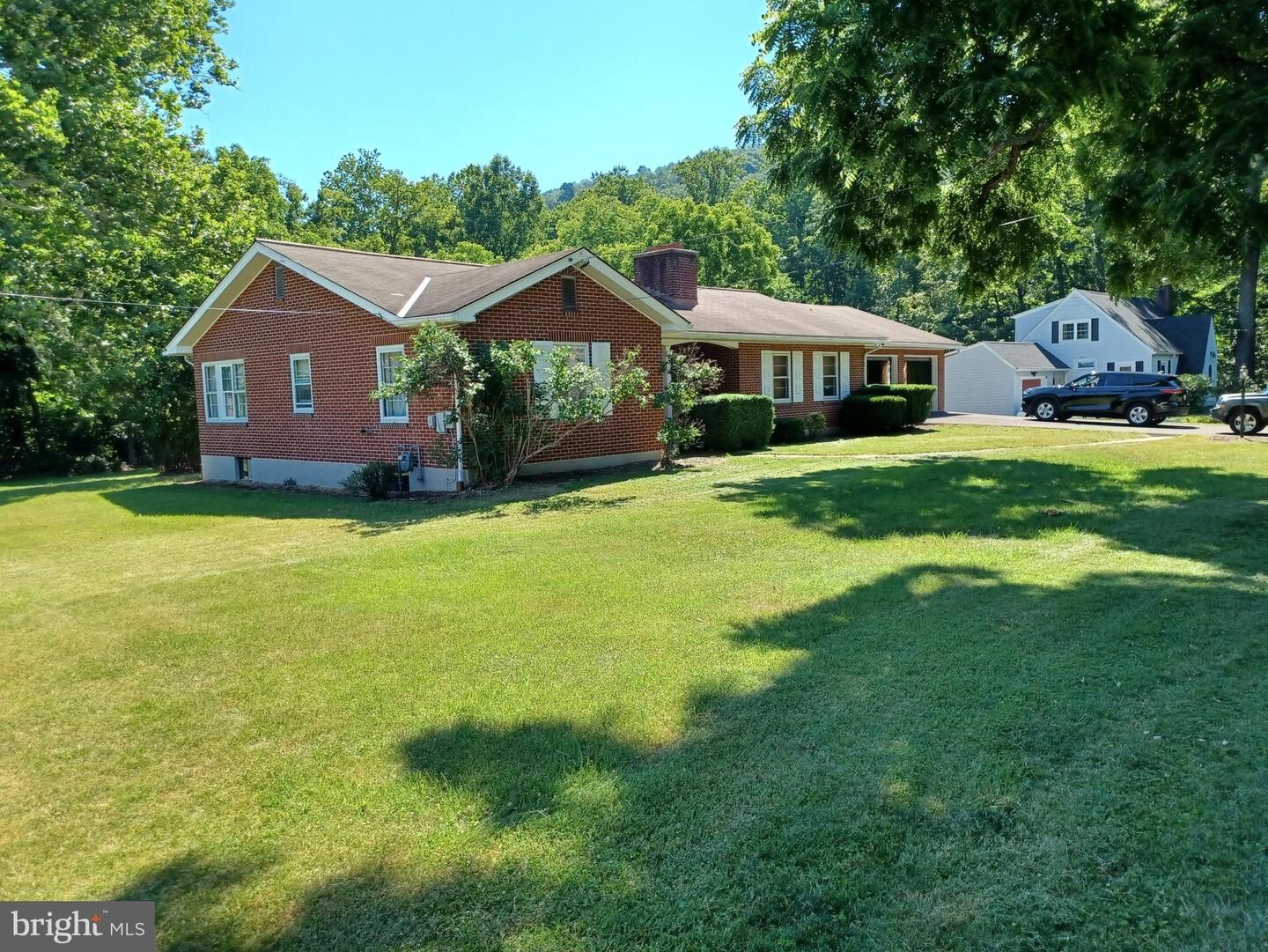 Property Photo: 18 Oaklawn Avenue MD 21502