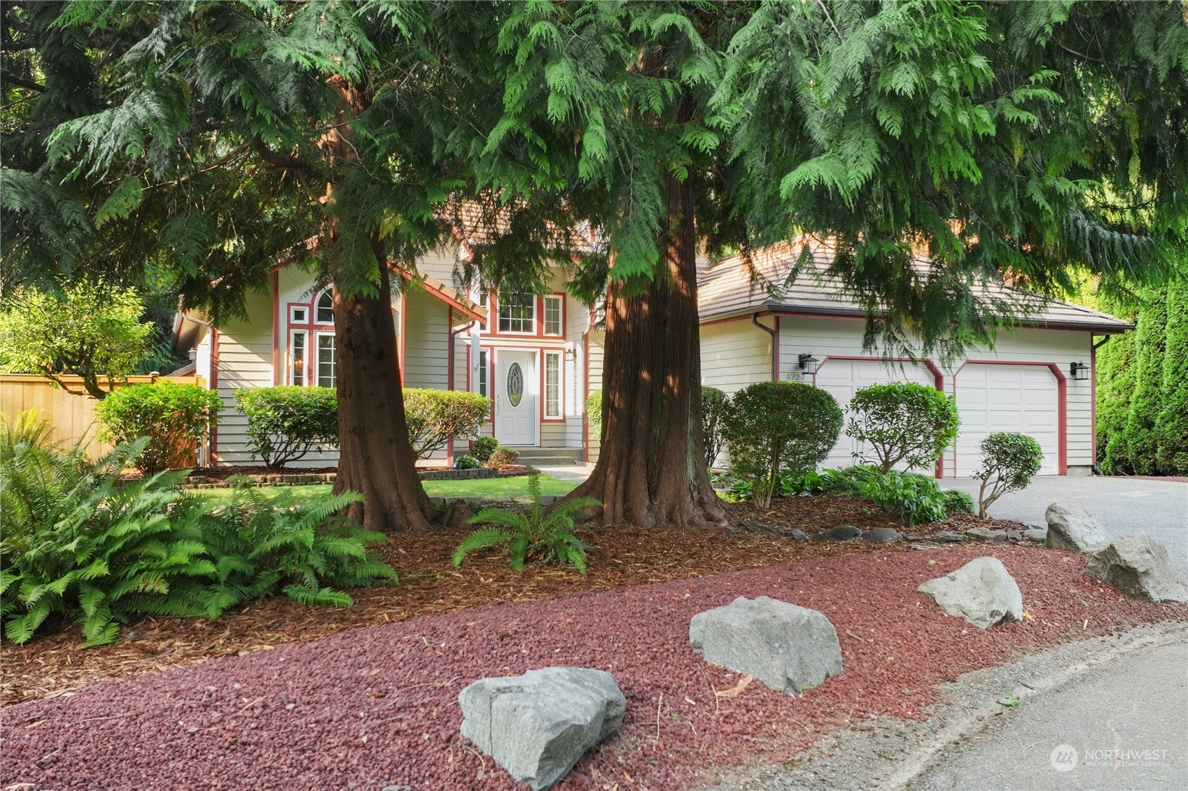 Property Photo: 4727 Crisman Court SE WA 98501