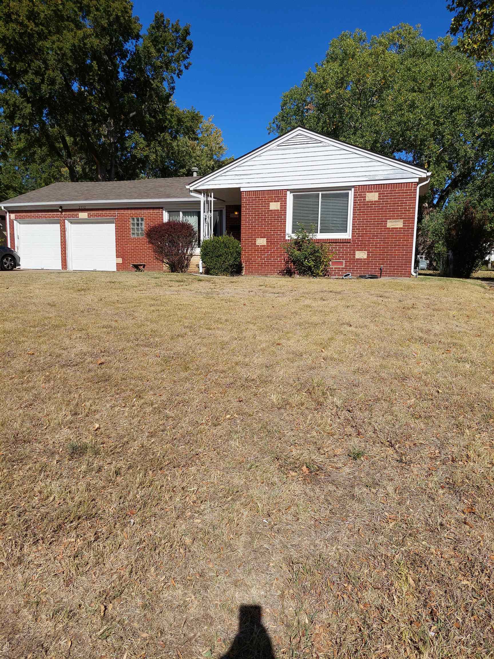 Property Photo:  2332 George Washington Dr  KS 67218 