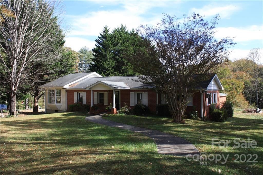 Property Photo: 267 Morgan Road NC 28739