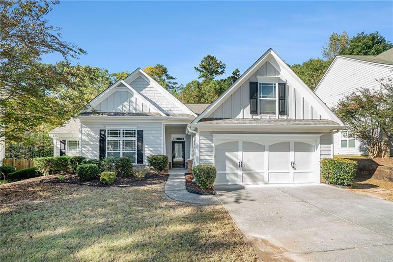 Property Photo: 2185 Village Green Drive GA 30213
