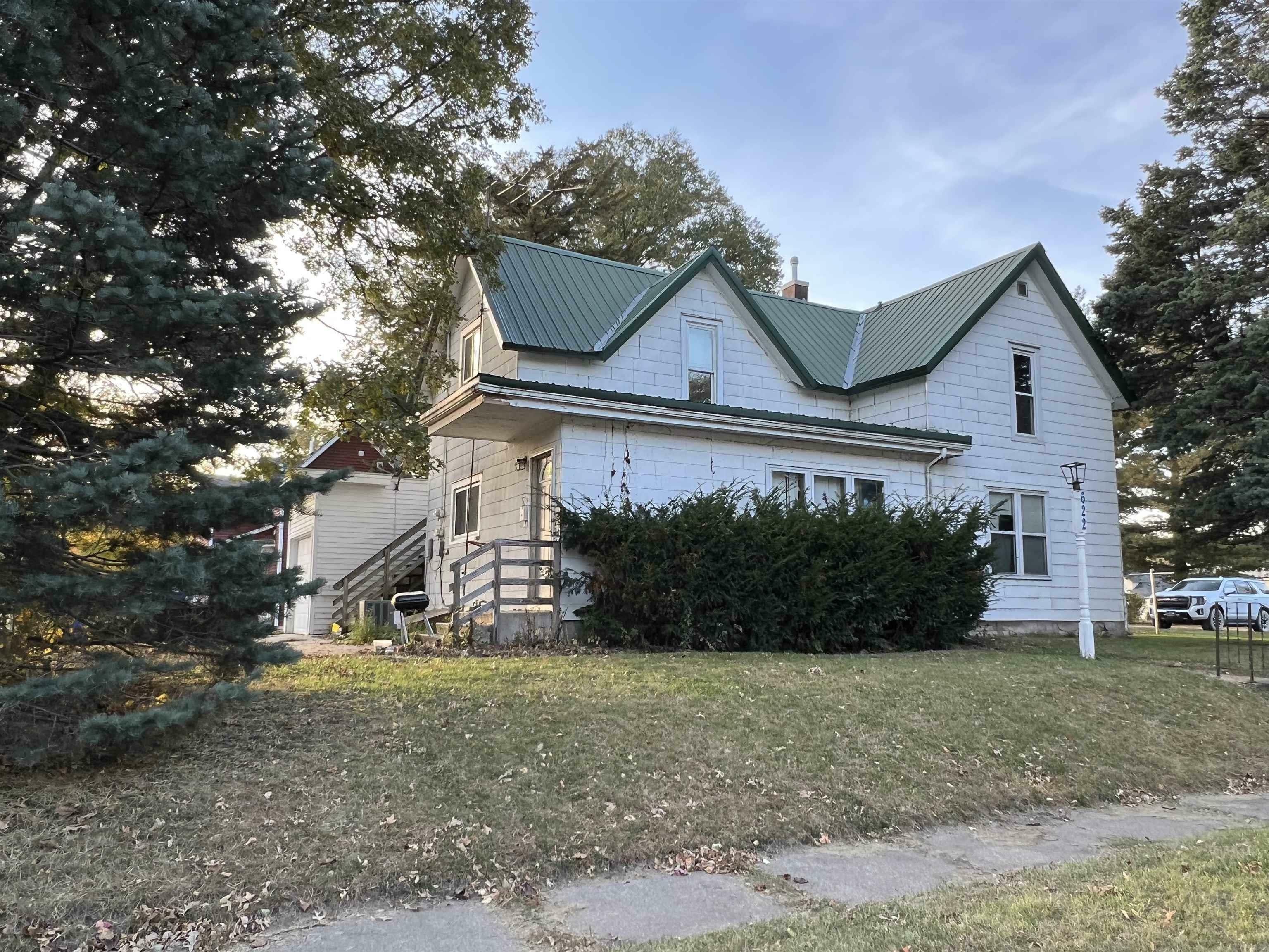 Property Photo:  622 SW 1st Street  IA 50677 