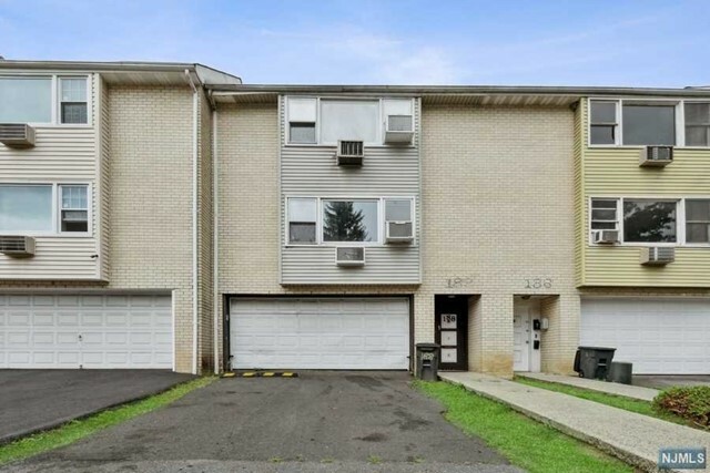 Property Photo:  188 Park Street  NJ 07017 