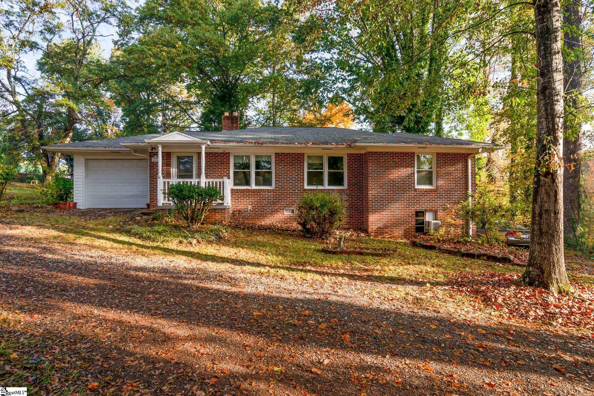 Property Photo:  1502 McClellan Road  SC 29621 