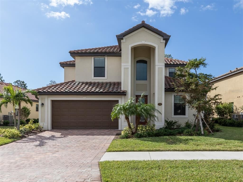Property Photo:  12731 Cinqueterre Drive  FL 34293 