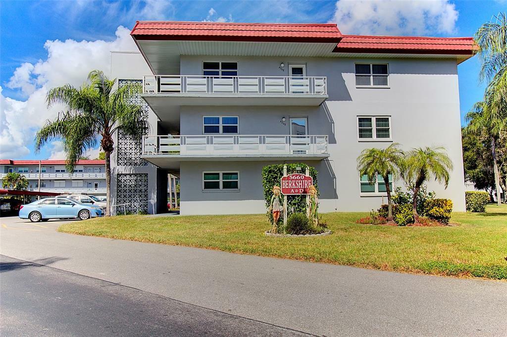 Property Photo: 5660 80th Street N D307 FL 33709