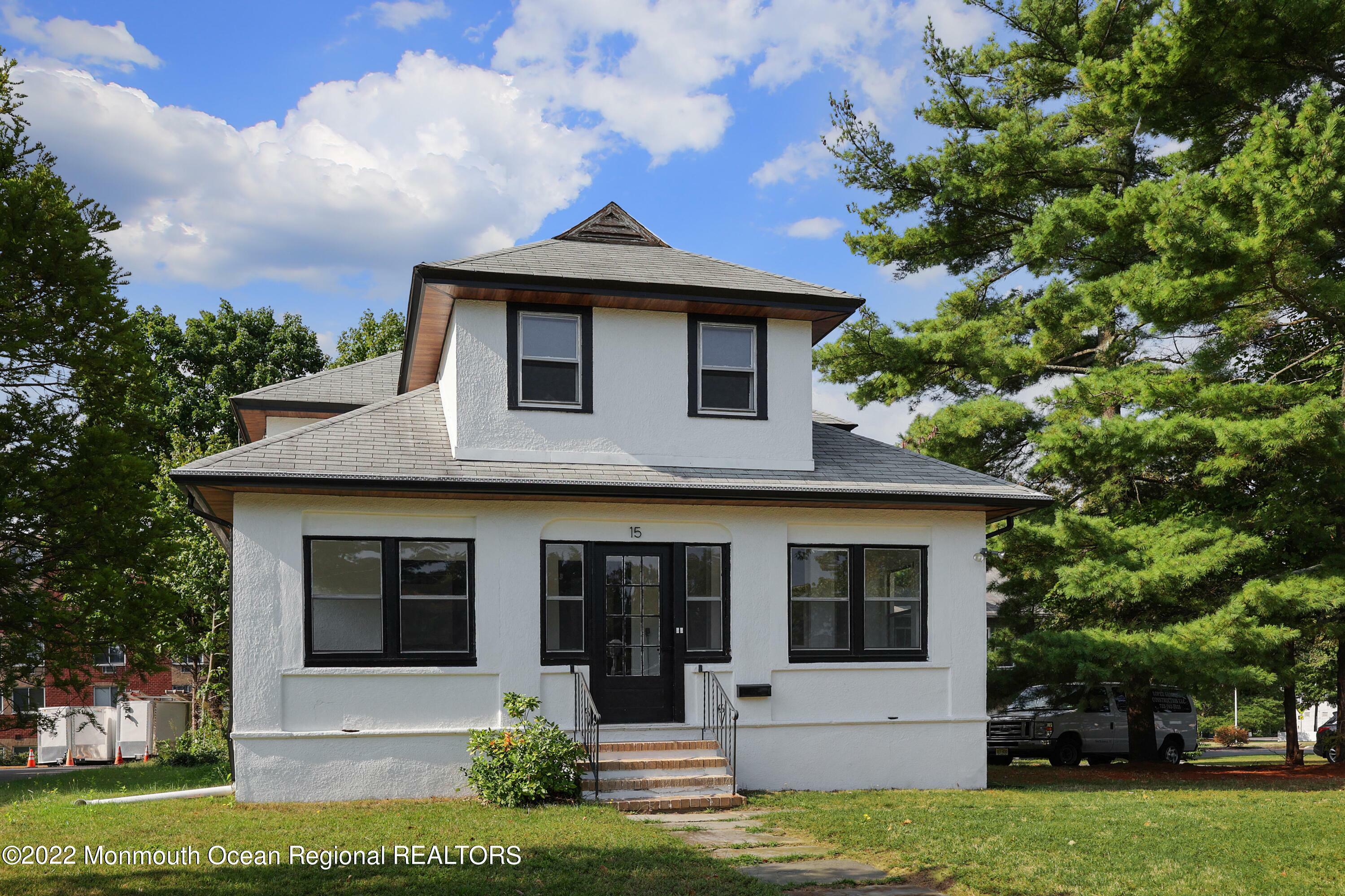 Property Photo:  15 Memorial Parkway Upper Unit  NJ 07716 