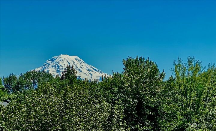 Property Photo:  3201 Pacific Avenue 607  WA 98418 