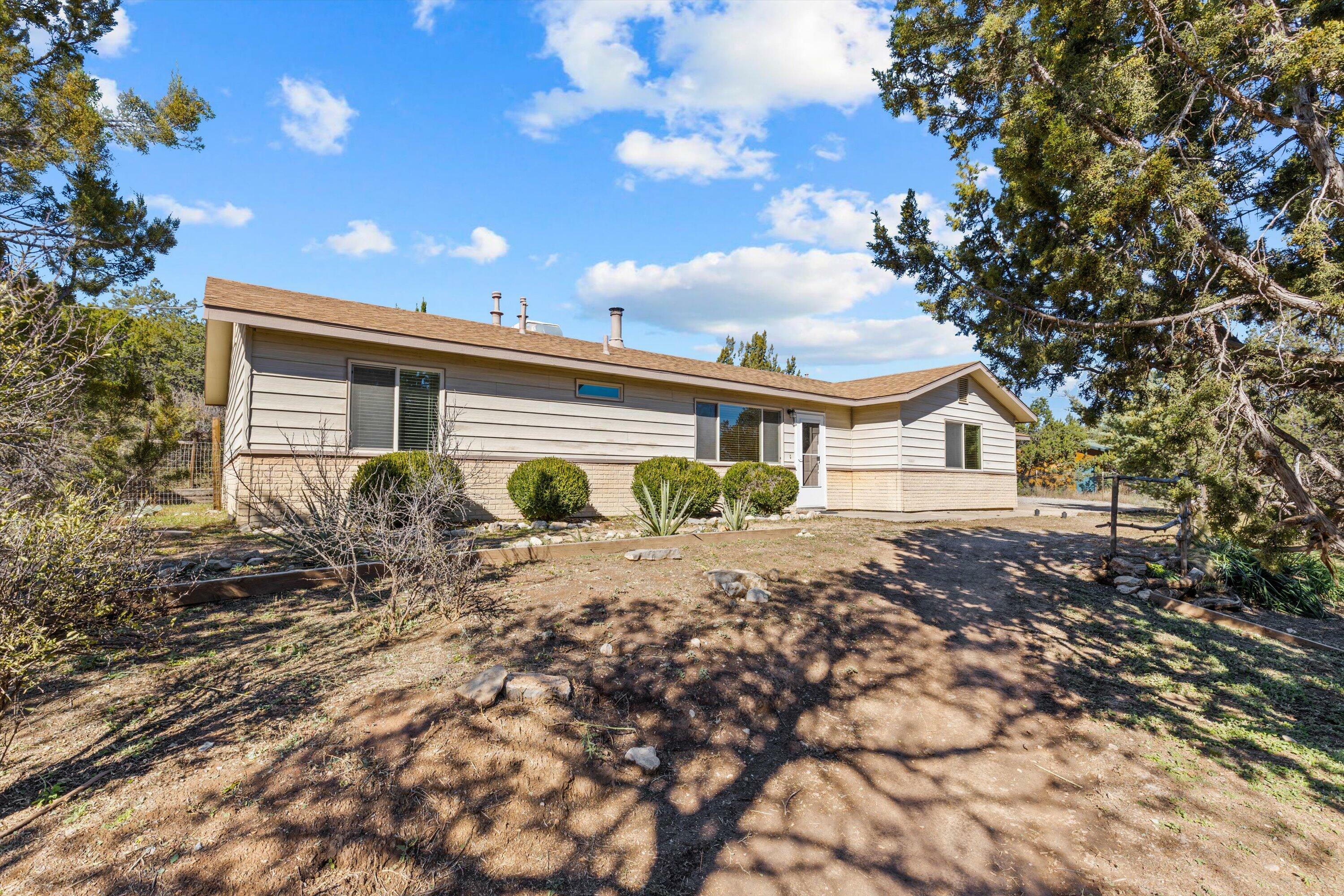 56 Steeplechase Drive  Edgewood NM 87015 photo