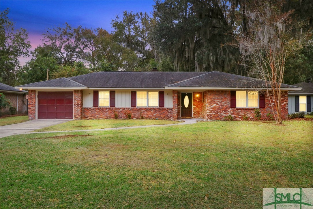 Property Photo:  105 Barksdale Drive  GA 31419 