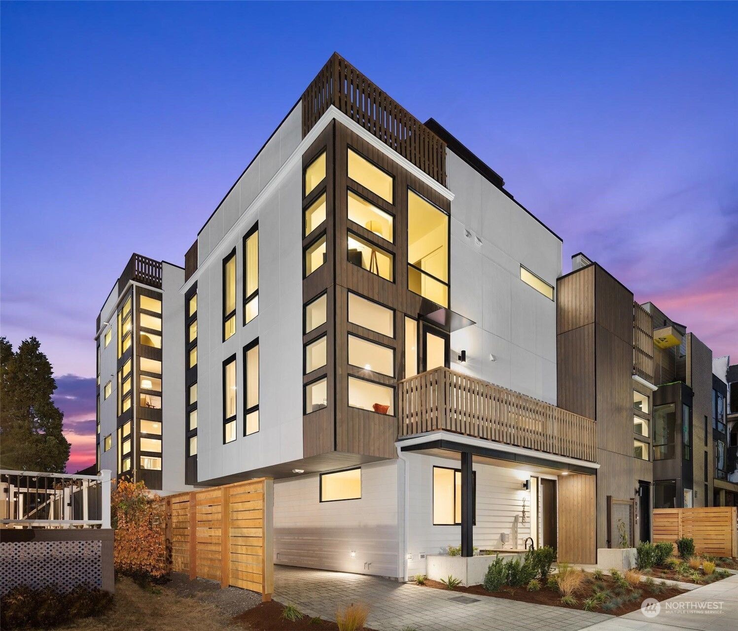 Property Photo:  930 A NW 56th Street  WA 98107 